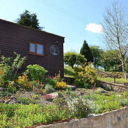 The Warren Lodge Cabin At Ashes Farm, Near Settle Exterior photo